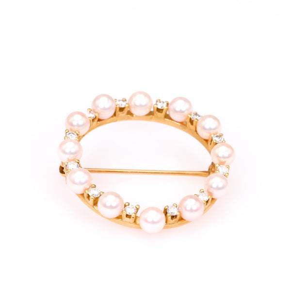Vintage Pearl and Diamond 18k Yellow Gold Circle Brooch