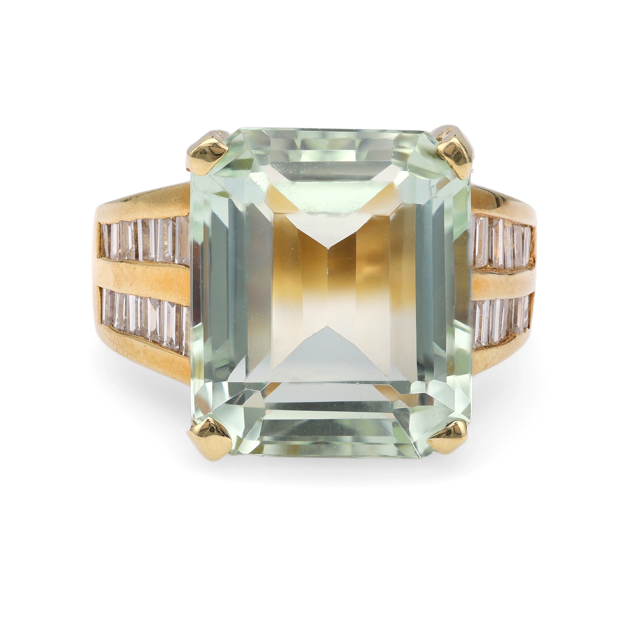 Vintage Green Beryl Diamond 18k Yellow Gold Ring