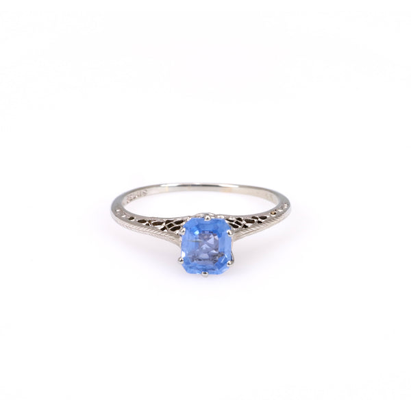 Art Deco Belais 1.24 Carats Sapphire 18k White Gold Ring