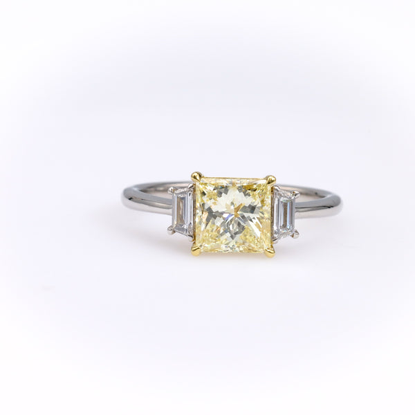 GIA 1.51 Carat Fancy Light Yellow Princess Cut Diamond Platinum 18k Yellow Gold Ring