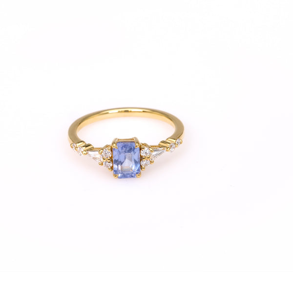 1.23 Carat Sapphire and Diamond 18k Yellow Gold Ring