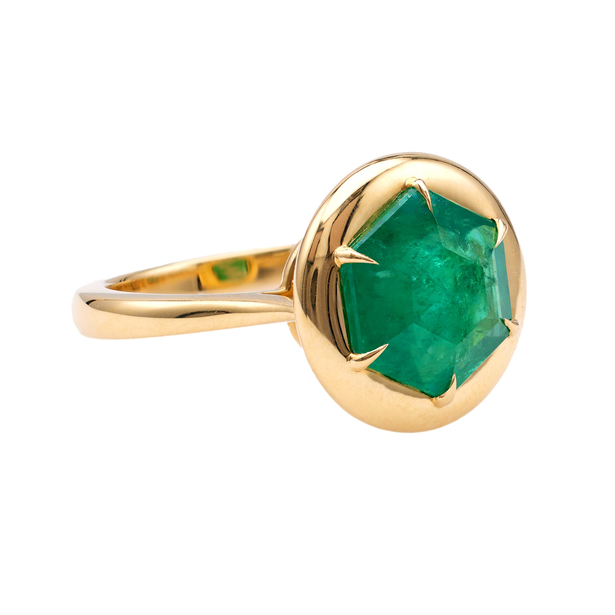 Emerald 18k Yellow Gold Ring