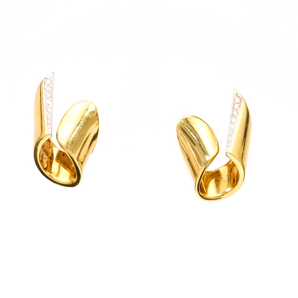 Pair of Vintage Italian Diamond 18k Gold Earrings