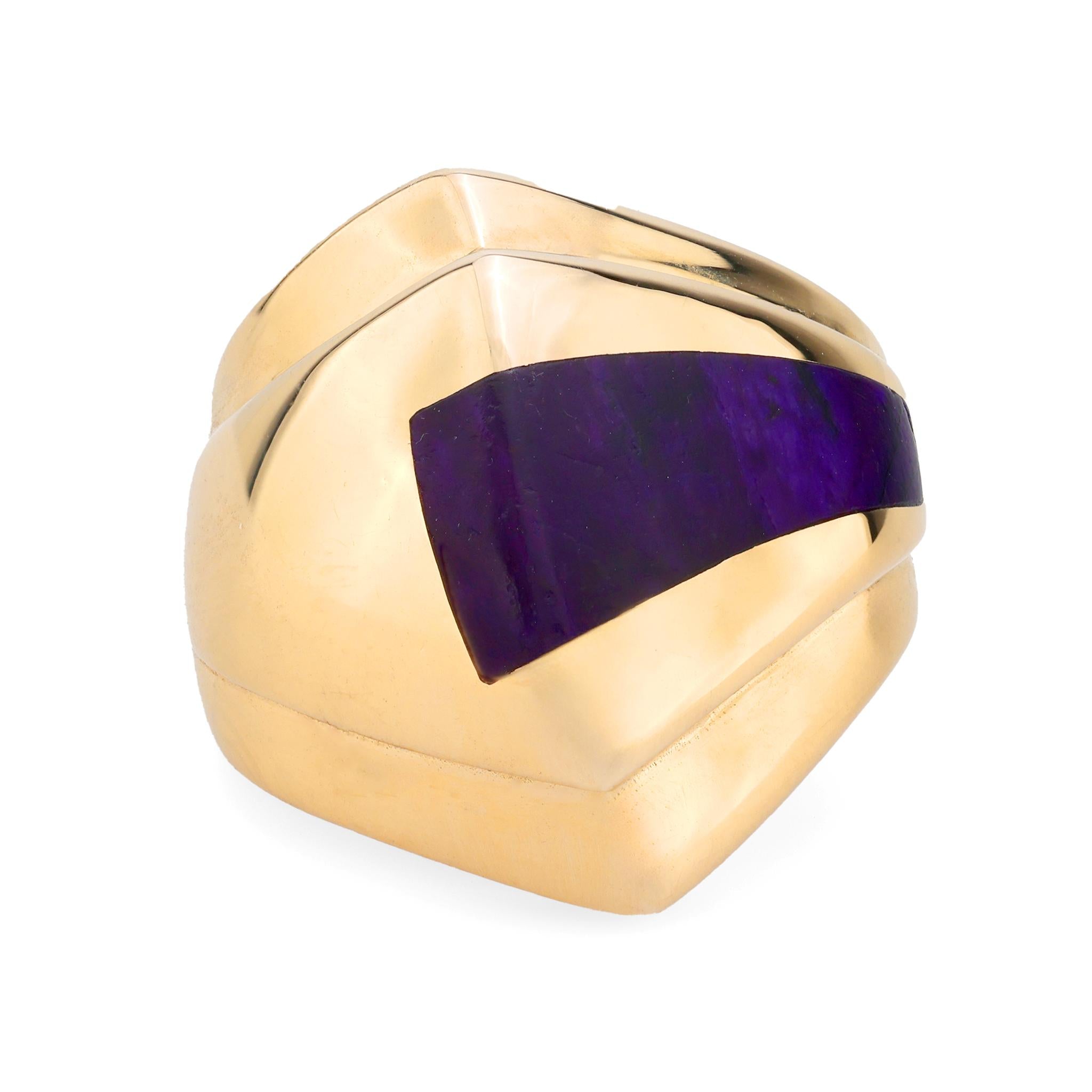 Vintage sugilite 14k yellow gold cocktail ring