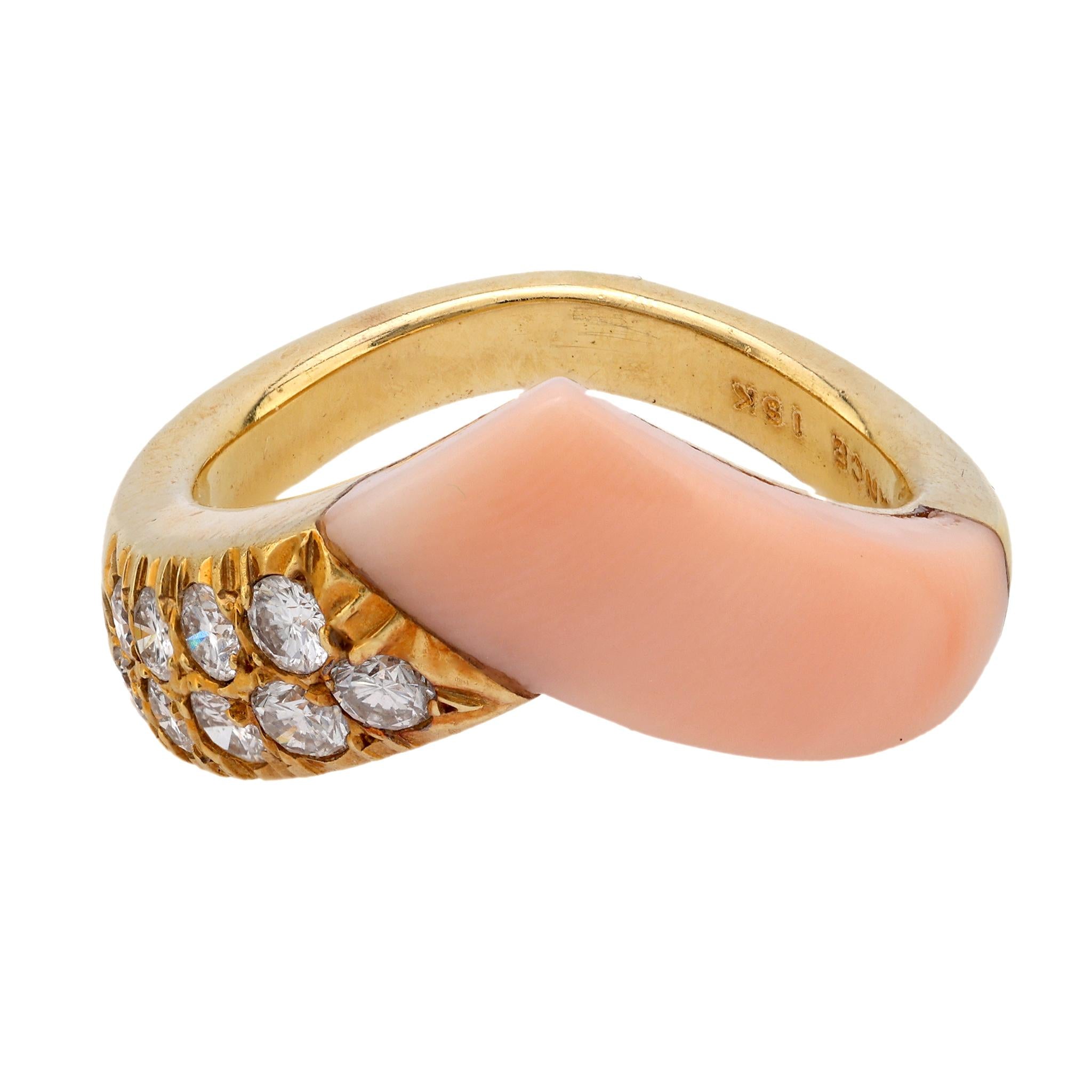 Van Cleef & Arpels French diamond coral 18k yellow gold ring Van Cleef & Arpels