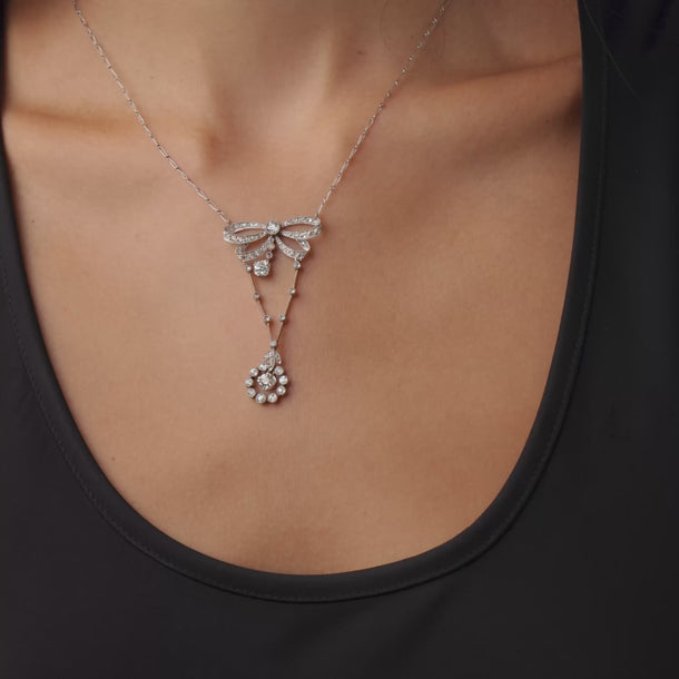 French Edwardian 2.80 carat diamond platinum necklace