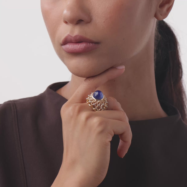 French Retro GIA 17.92 carat no heat sapphire diamond 18k yellow gold ring
