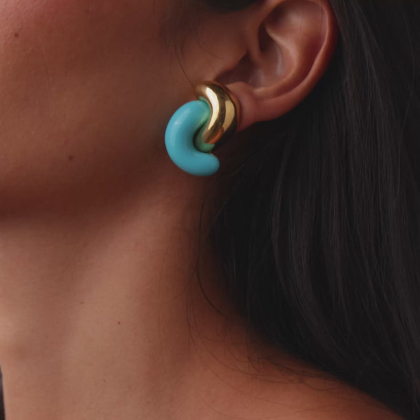Vintage turquoise composite 18k yellow gold earrings