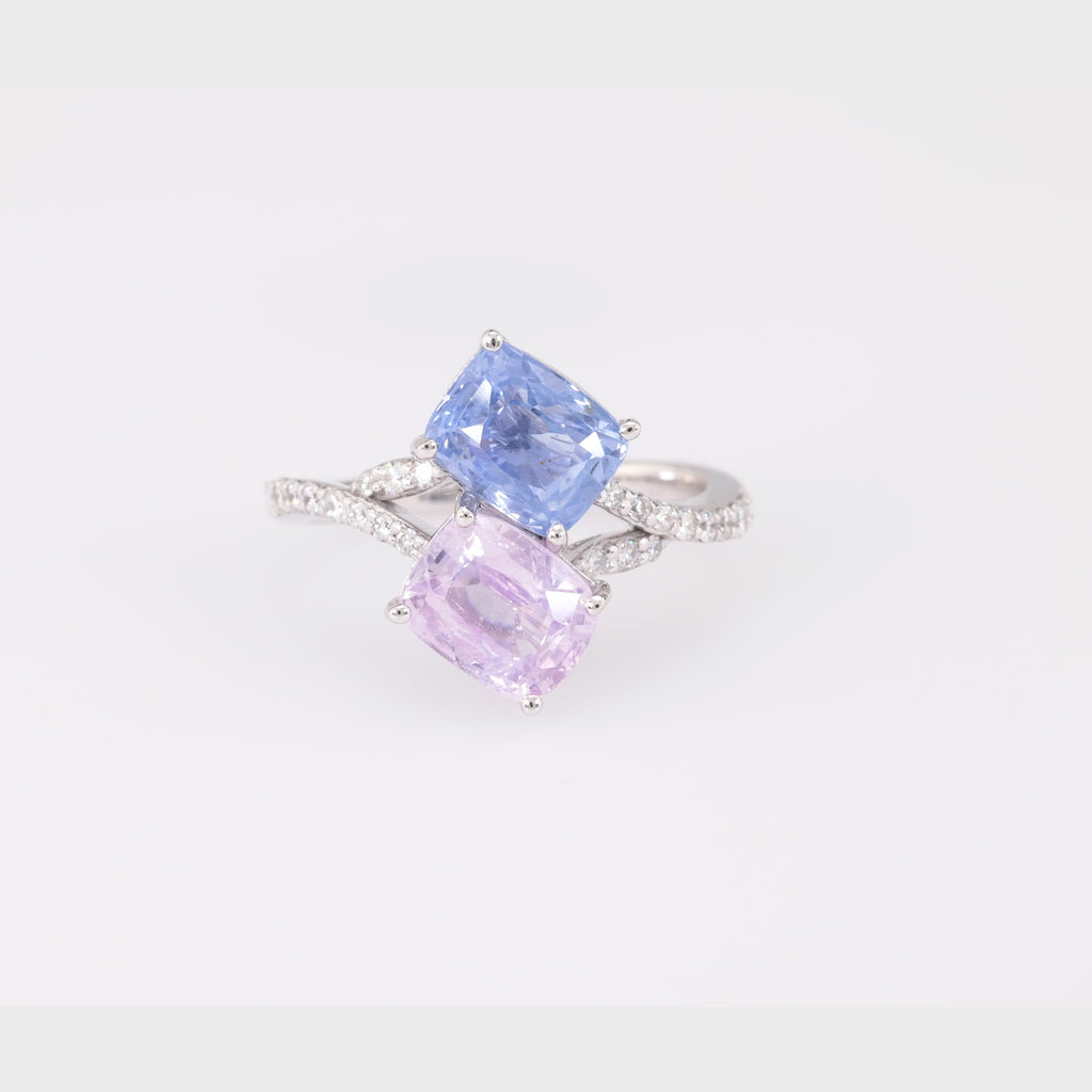 Vintage 4.43 Carat Blue and Pink Sapphire Diamond Platinum Toi Et Moi Ring