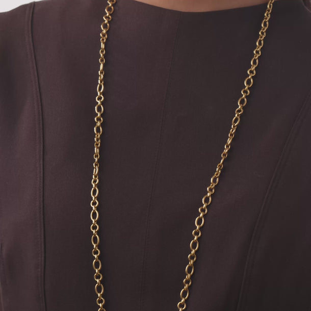 Cartier French 18k yellow gold chain necklace