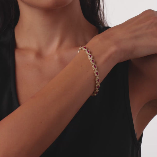 Vintage 7.00 carat ruby diamond 14k yellow gold bracelet