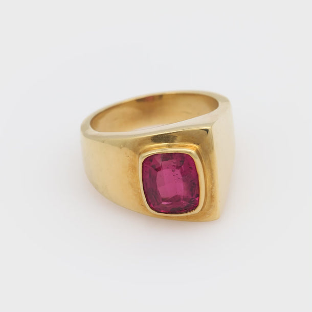 Retro 2.50 carat pink tourmaline 18k yellow gold bezel set ring Jack Weir & Sons