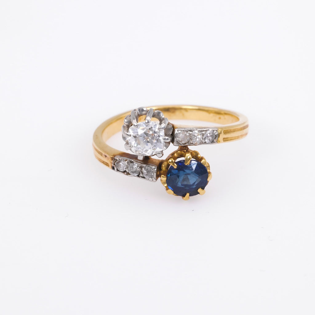 Edwardian Old Mine Cut Diamond Sapphire 18K Yellow Gold Toe Et Moi Ring