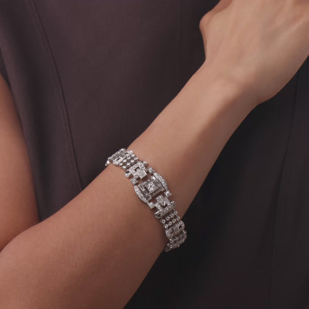 Art Deco 18.00 carat diamond platinum bracelet