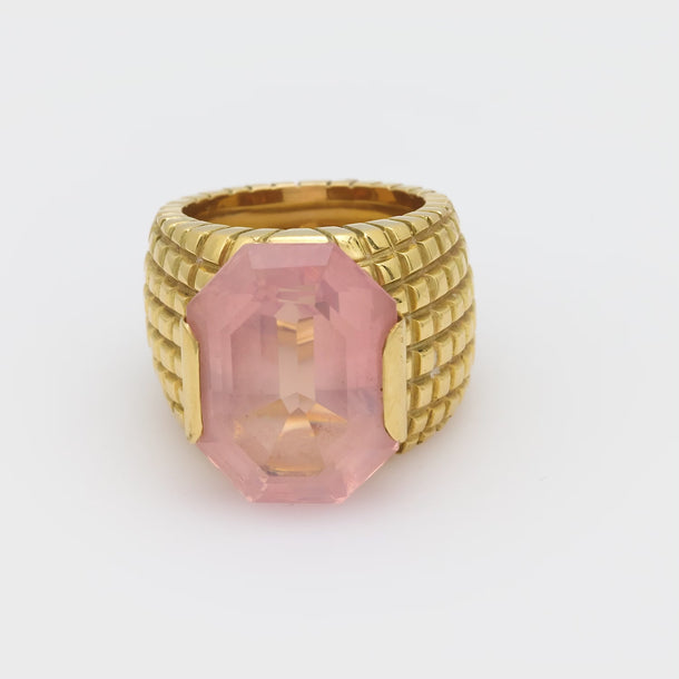 Vintage 20.70 carat rose quartz 18k yellow gold cocktail ring Jack Weir & Sons