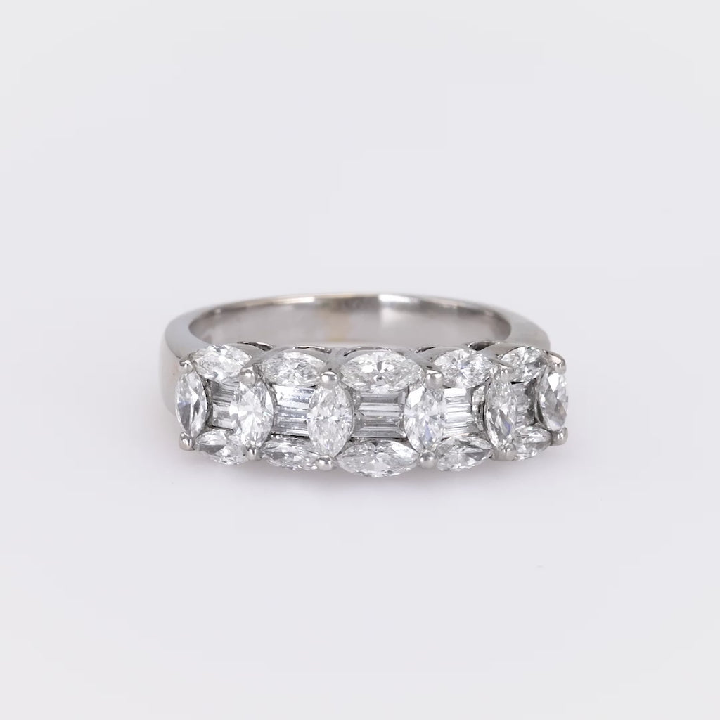 Modern 1.50 Carat Diamond White Gold Ring