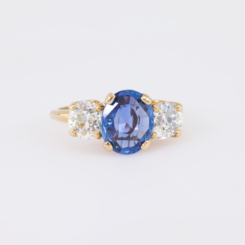 Antique GIA 2.04 Carat No Heat Sapphire Diamond 18K Yellow Gold Three Stone Ring