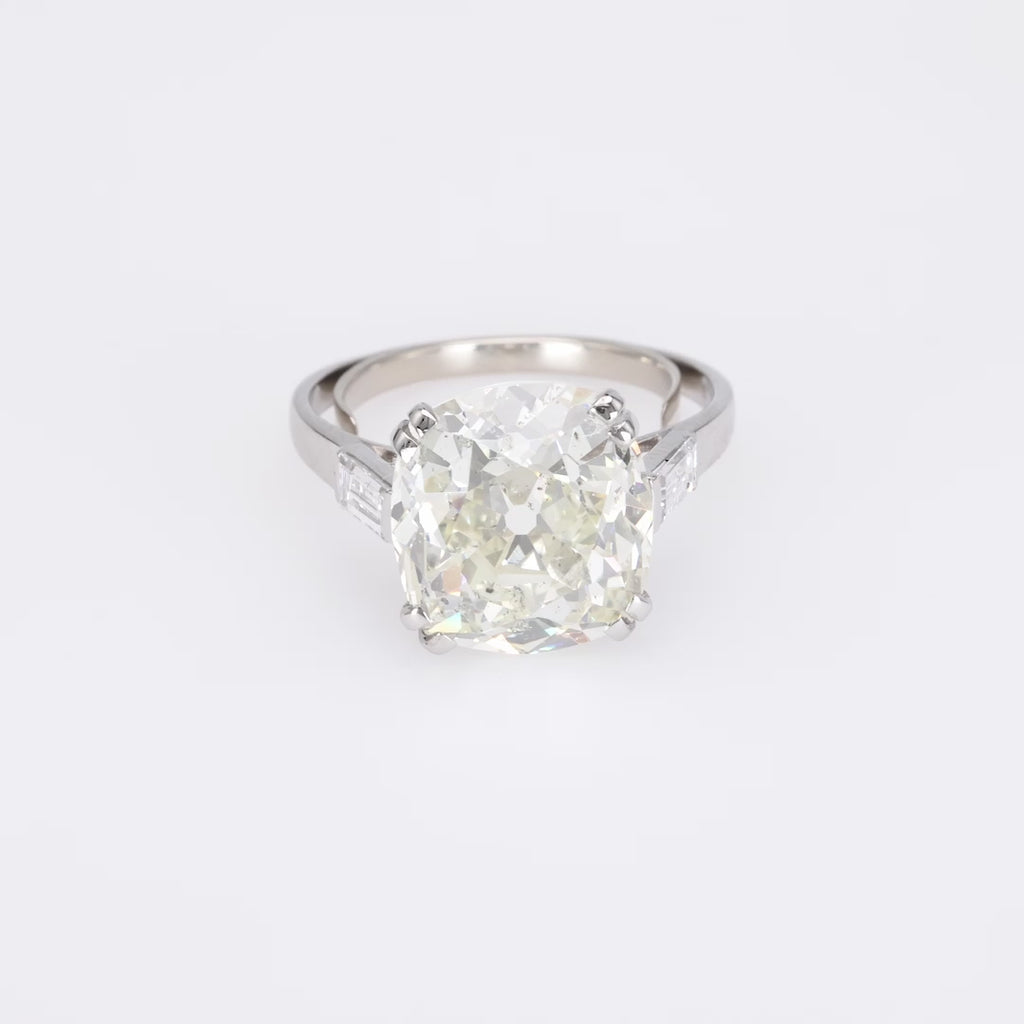 French Art Deco GIA 7.60 Carat Old Mine Cut Diamond Platinum Ring