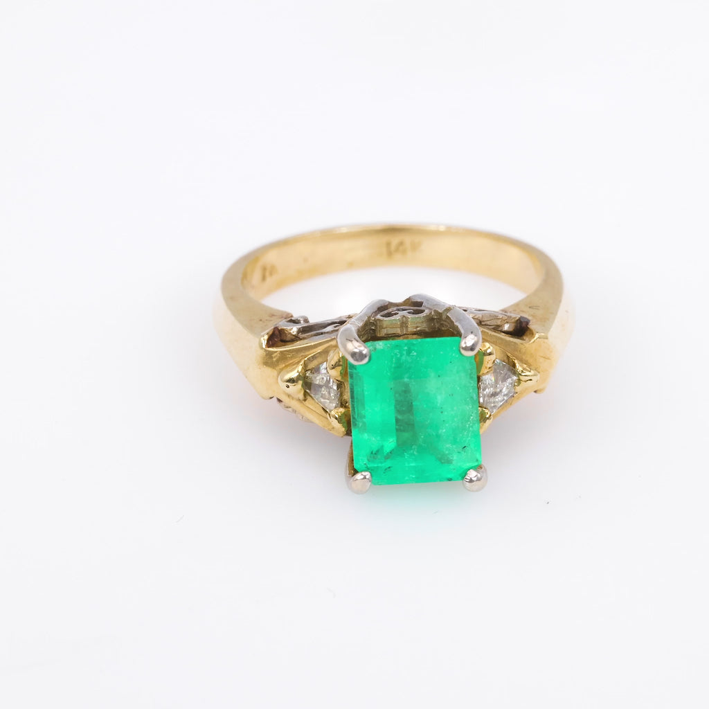 Vintage 1.7 Carat Emerald Diamond 14K Yellow Gold Ring