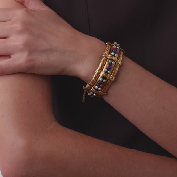 French Victorian 2.30 carat amethyst pearl 18k yellow gold enamel bracelet