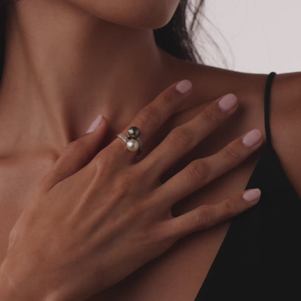 Edwardian natural pearl diamond 18k yellow gold toi et moi ring