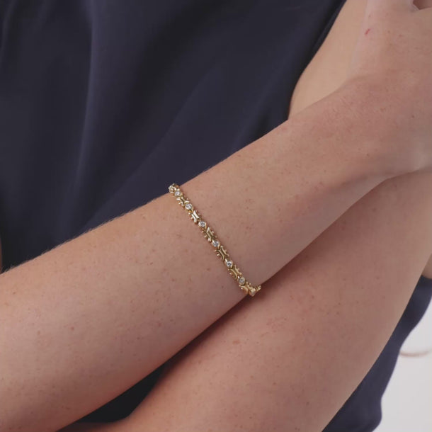 Vintage 1.60 carat diamond 18k yellow gold bracelet