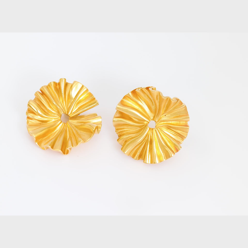 JAR Paris aluminum and 18k yellow gold "Col Plissé" earrings JAR