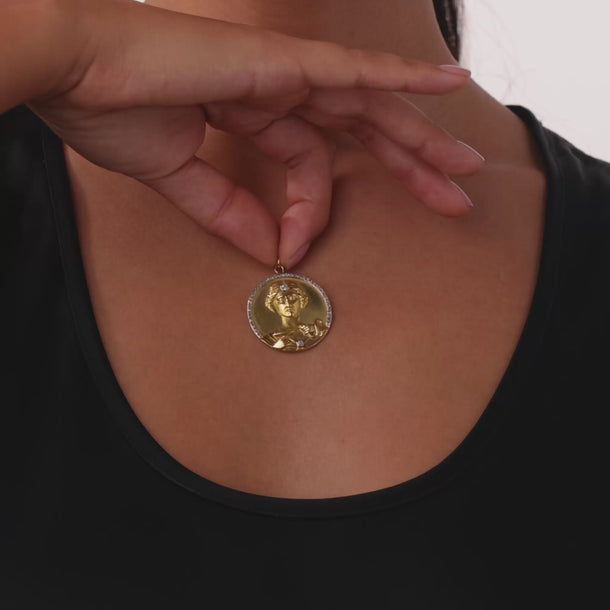 Art Nouveau diamond 18k yellow gold silver pendant