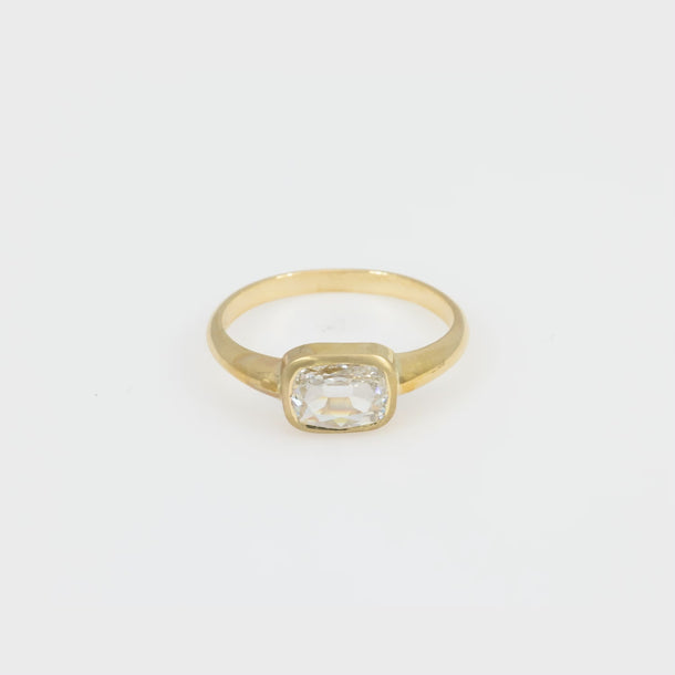 Vintage GIA 0.92 carat old mine cut diamond 18k yellow gold engagement ring Jack Weir & Sons