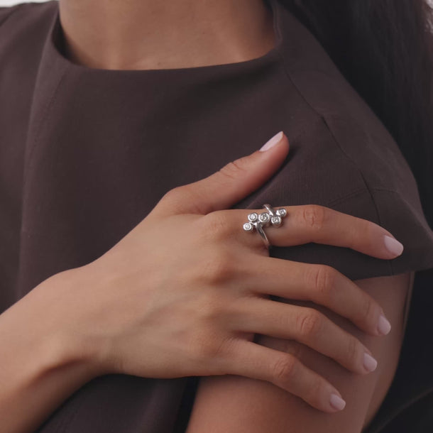 Vintage diamond 14k white gold abstract ring