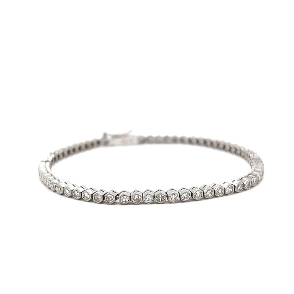 Bracelet de tennis en platine et diamant d'inspiration Art déco de 2,42 carats