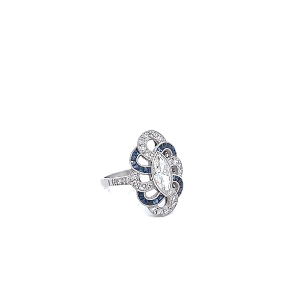 装饰艺术风格 0.72 克拉榄尖形切割钻石蓝宝石铂金戒指